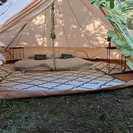 خيمة فخمة Zeremie Camp Jurki